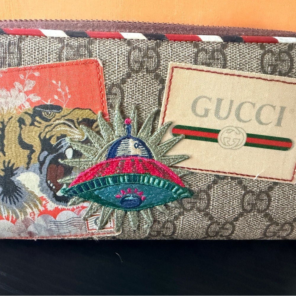 LE Gucci Multicolor Wallet Embroidered UFO Tiger - Picture 3 of 11